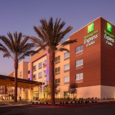 Holiday Inn Express & Suites - Moreno Valley - Riverside By Ihg Exterior foto
